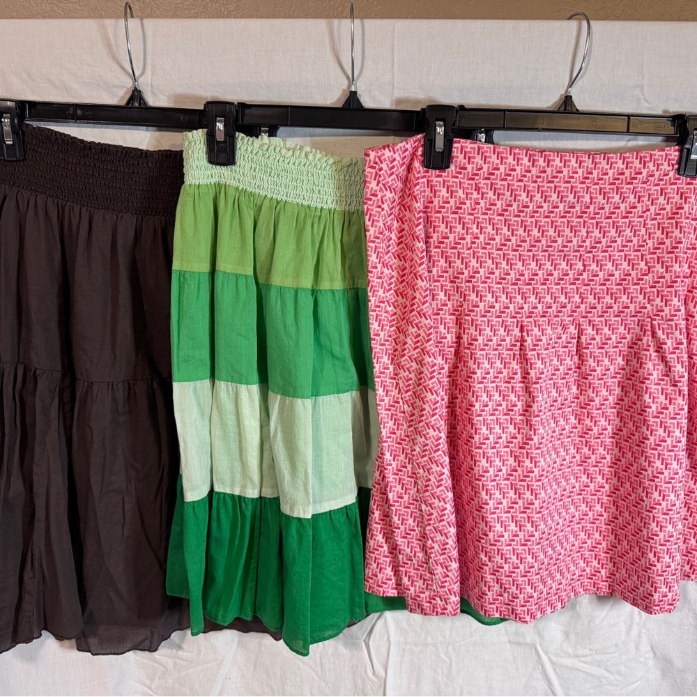 Set of 3 Old Navy Casual Skirts Resort Wear, Medium/size 8